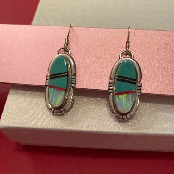 Zuni Native American Inlay Earrings - Picture 4 of 10